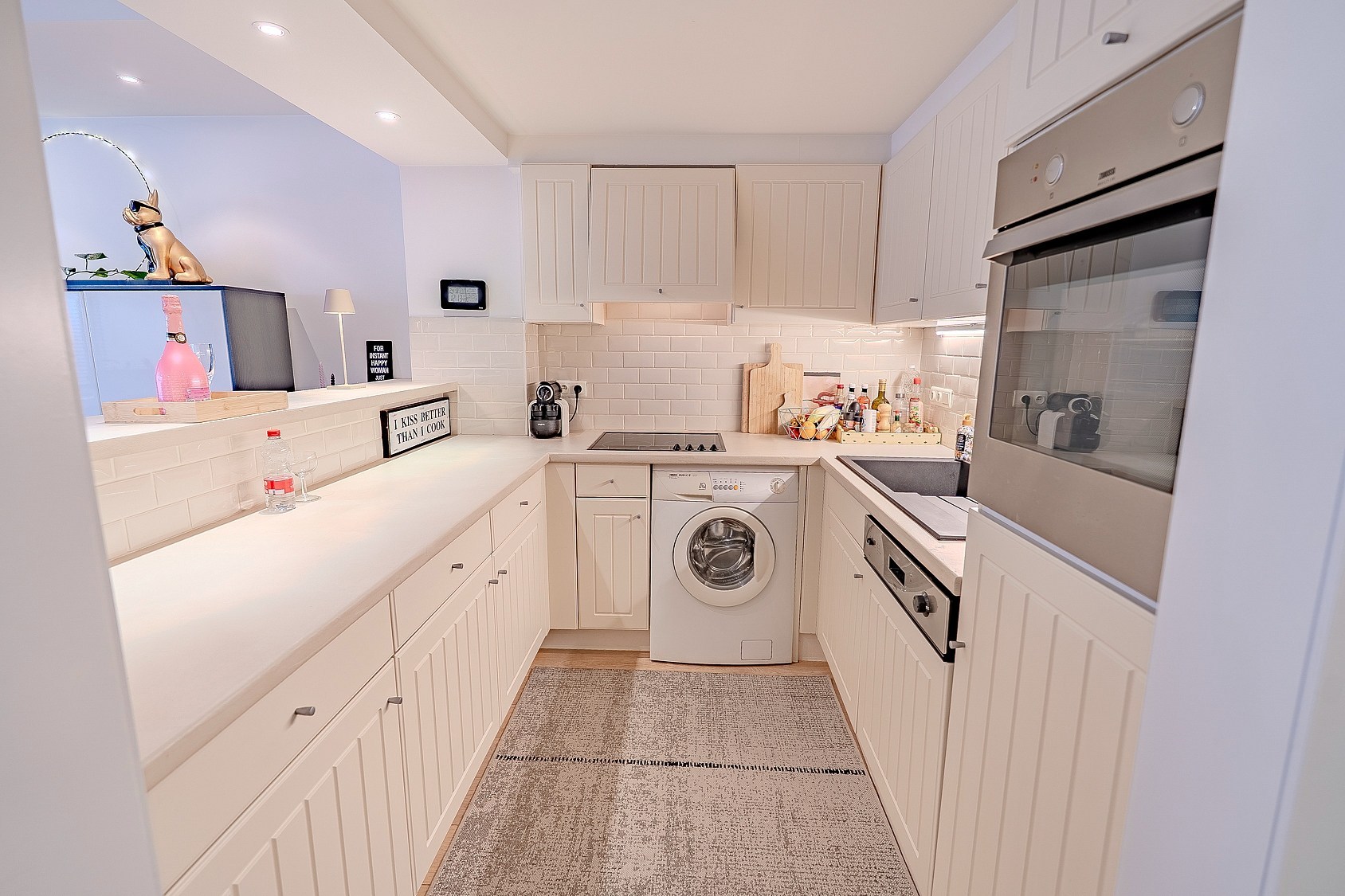 Ruim en volledig instapklaar appartement met 2 slaapkamers op de Lippenslaan 