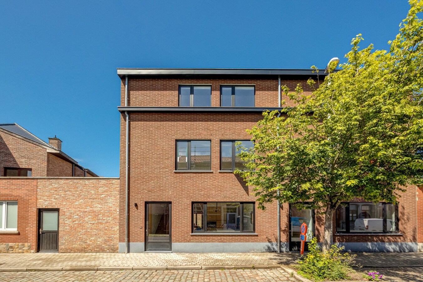 Prachtige nieuwbouwwoning met 4 slpk op een rustige ligging te Mechelen! 