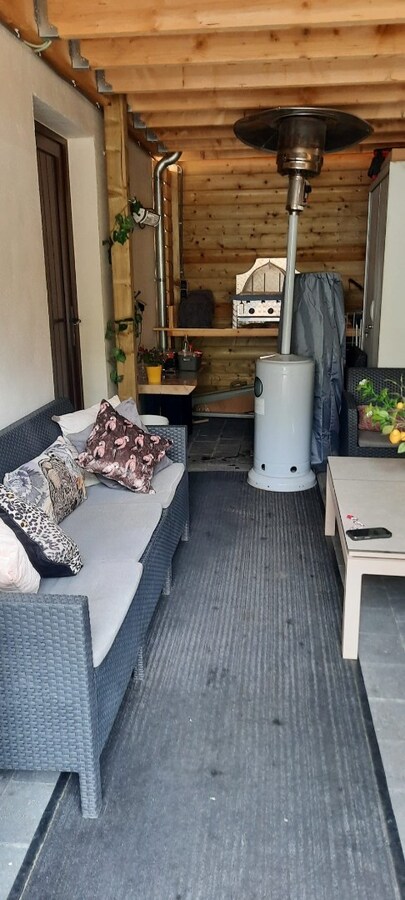 Verzorgde gezinswoning met 3 slaapkamers te huur in Neeroeteren 