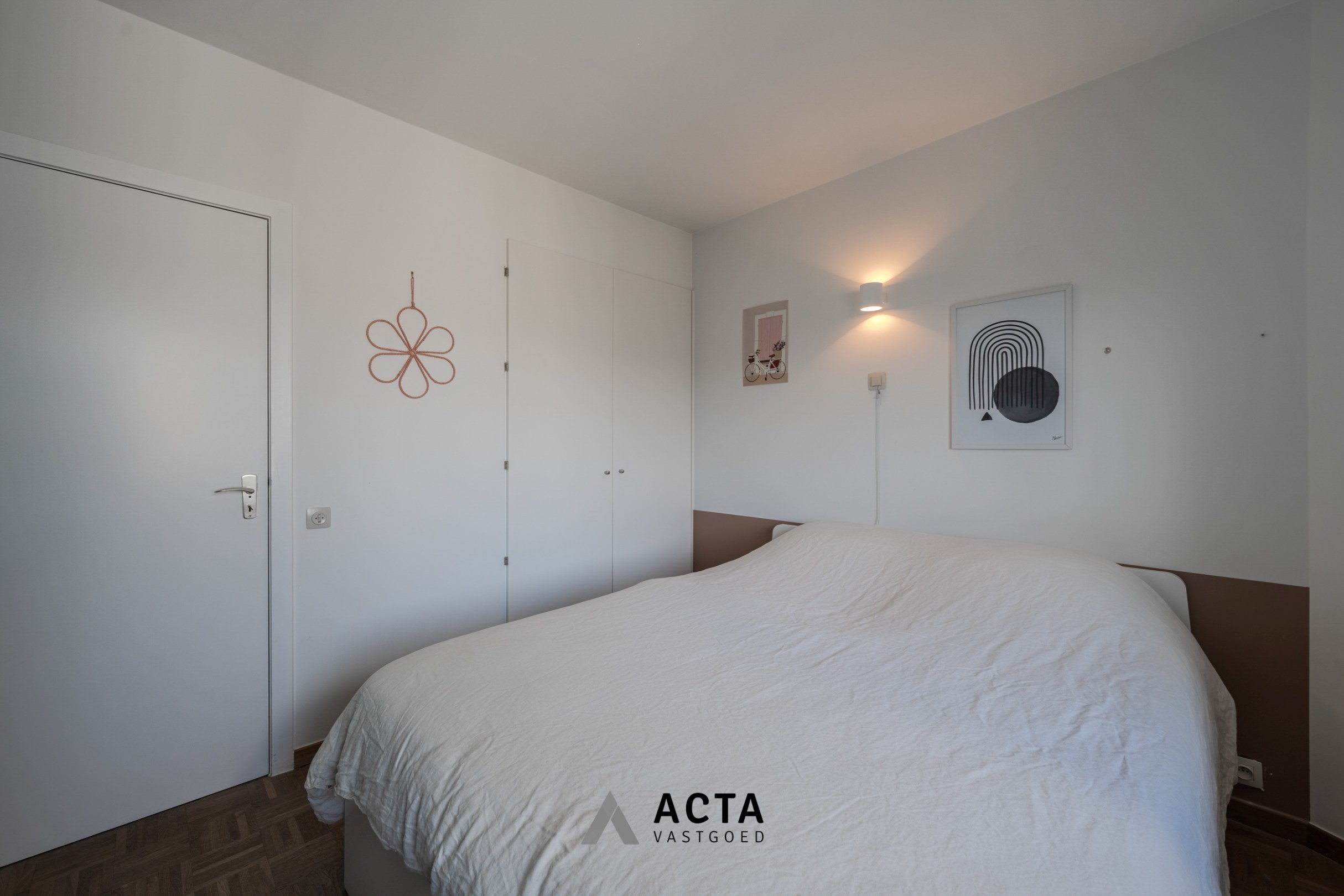 Instapklaar appartement met 2 terrassen in het centrum 