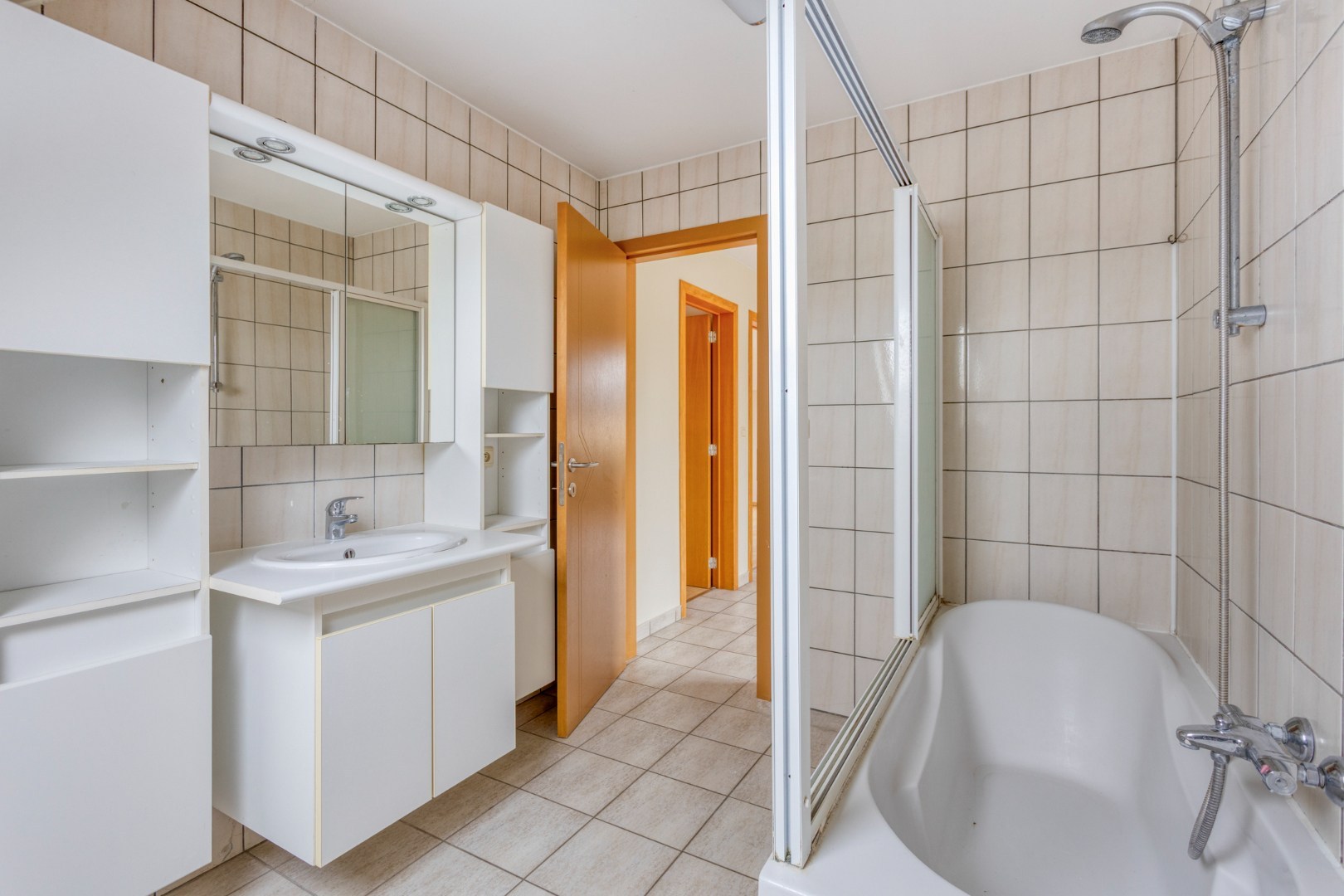 Open bebouwing met 3 slaapkamers, garage en tuin in Haasrode!  – EPC 241 kWh/m² – bewoonbare opp. 201m² 