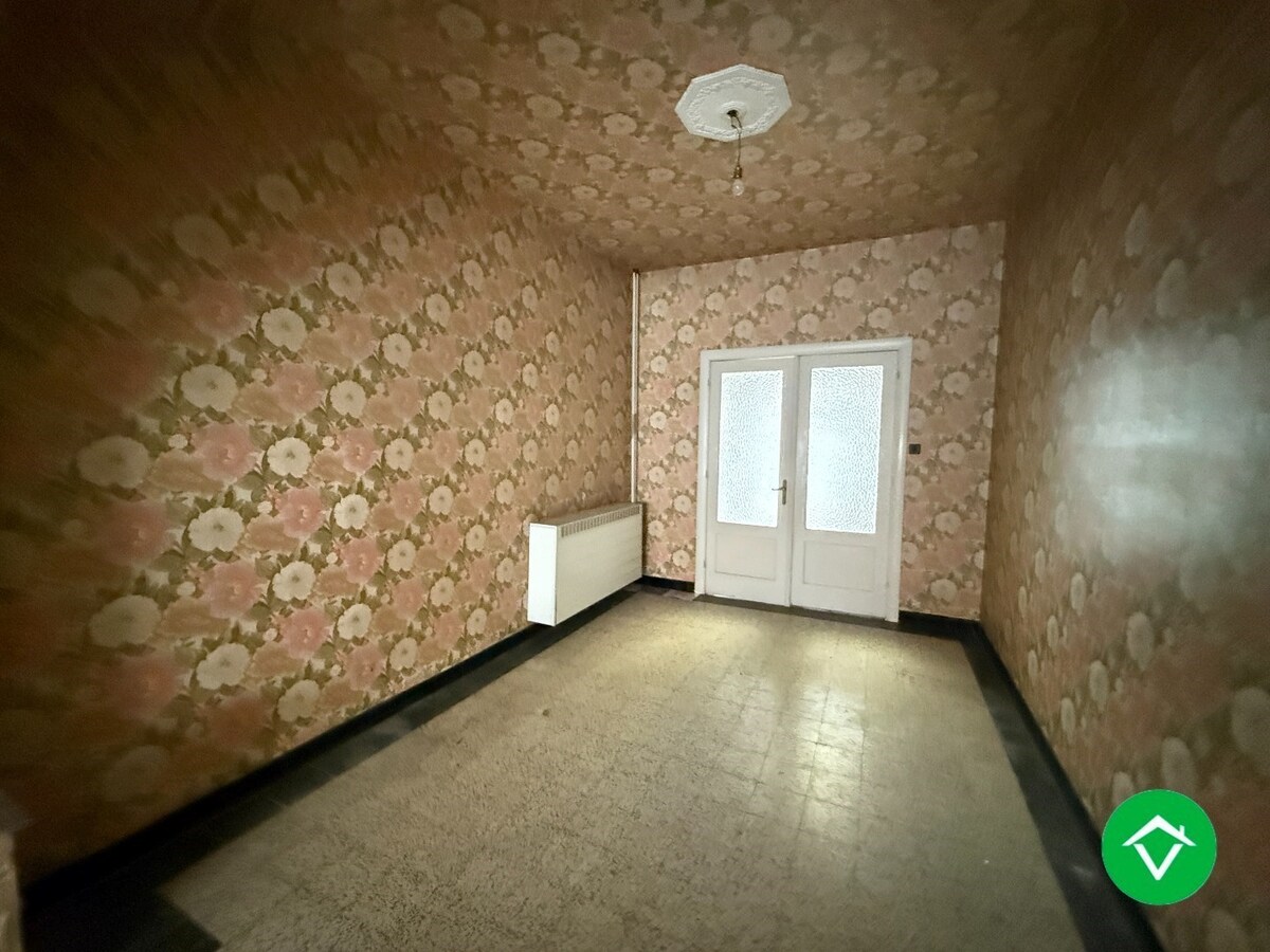 Rijwoning met 3 slaapkamers en tuin op centrale ligging te Roeselare 