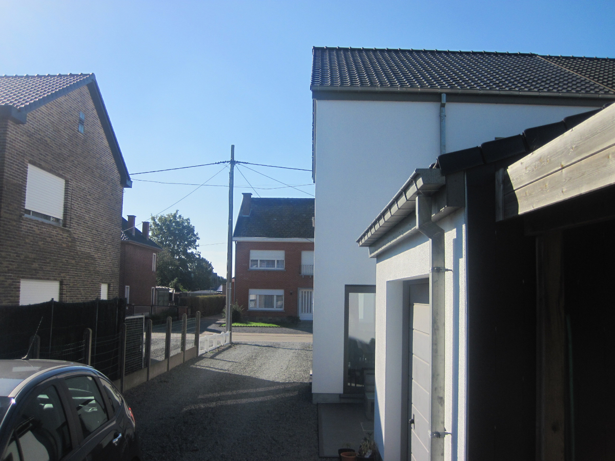 Praktische Half Open Bebouwing. 