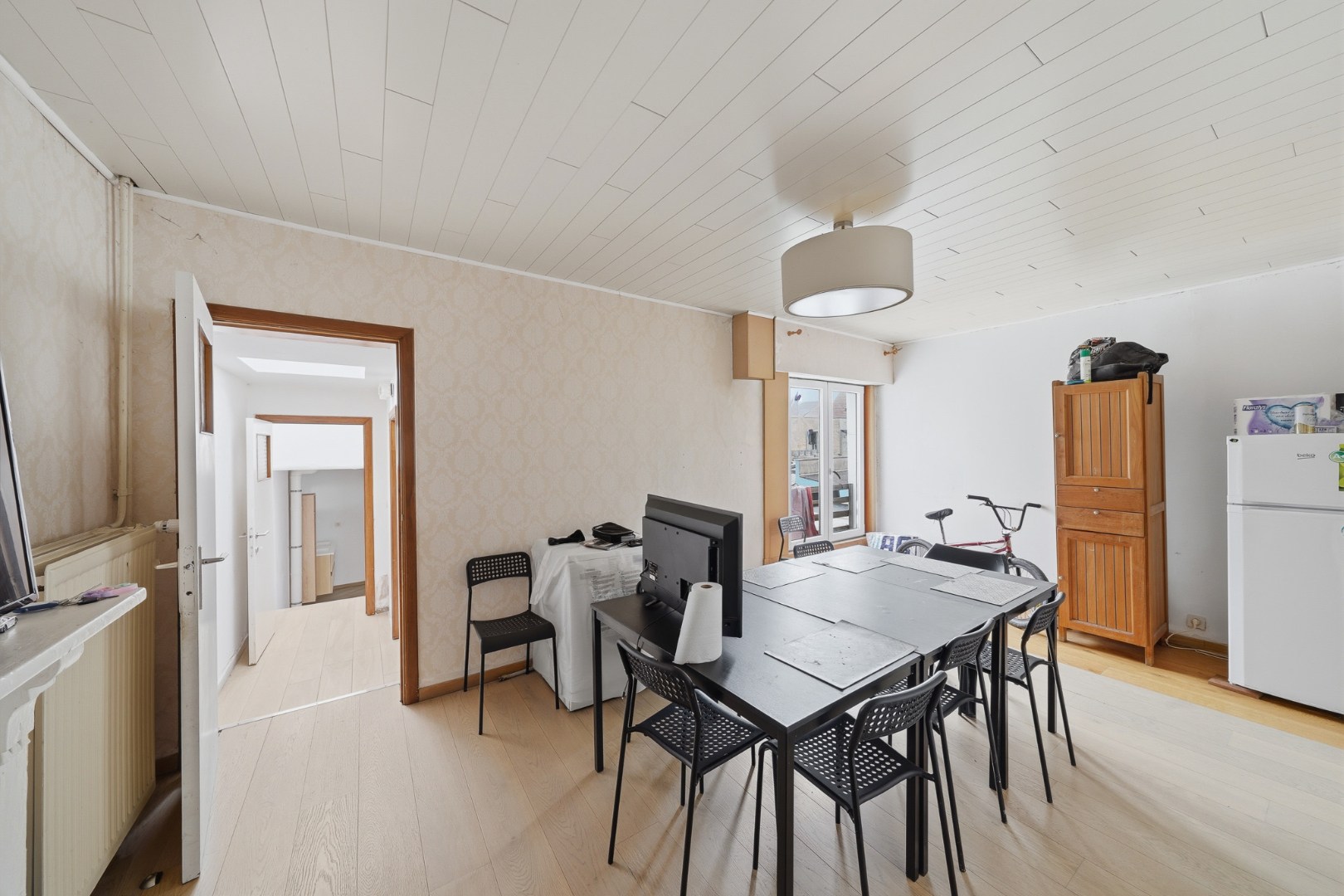Ruime woning met veel mogelijkheden te Oostende 