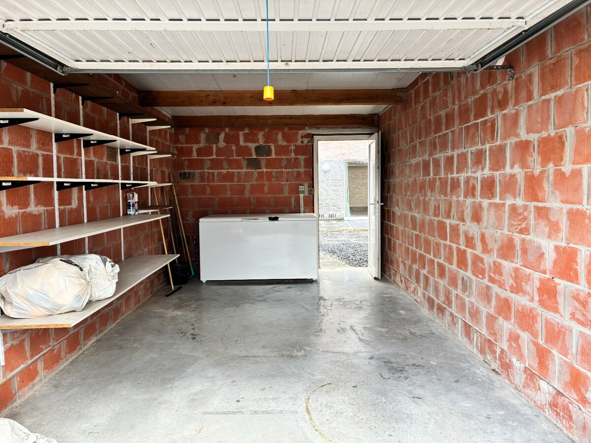 Gelijkvloers appartement mét ruim terras en garage 