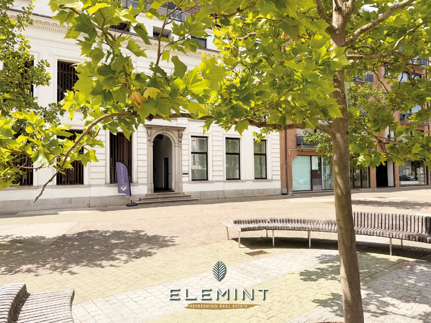 Instapklaar kantoor/kabinet op topligging in hartje Deinze 