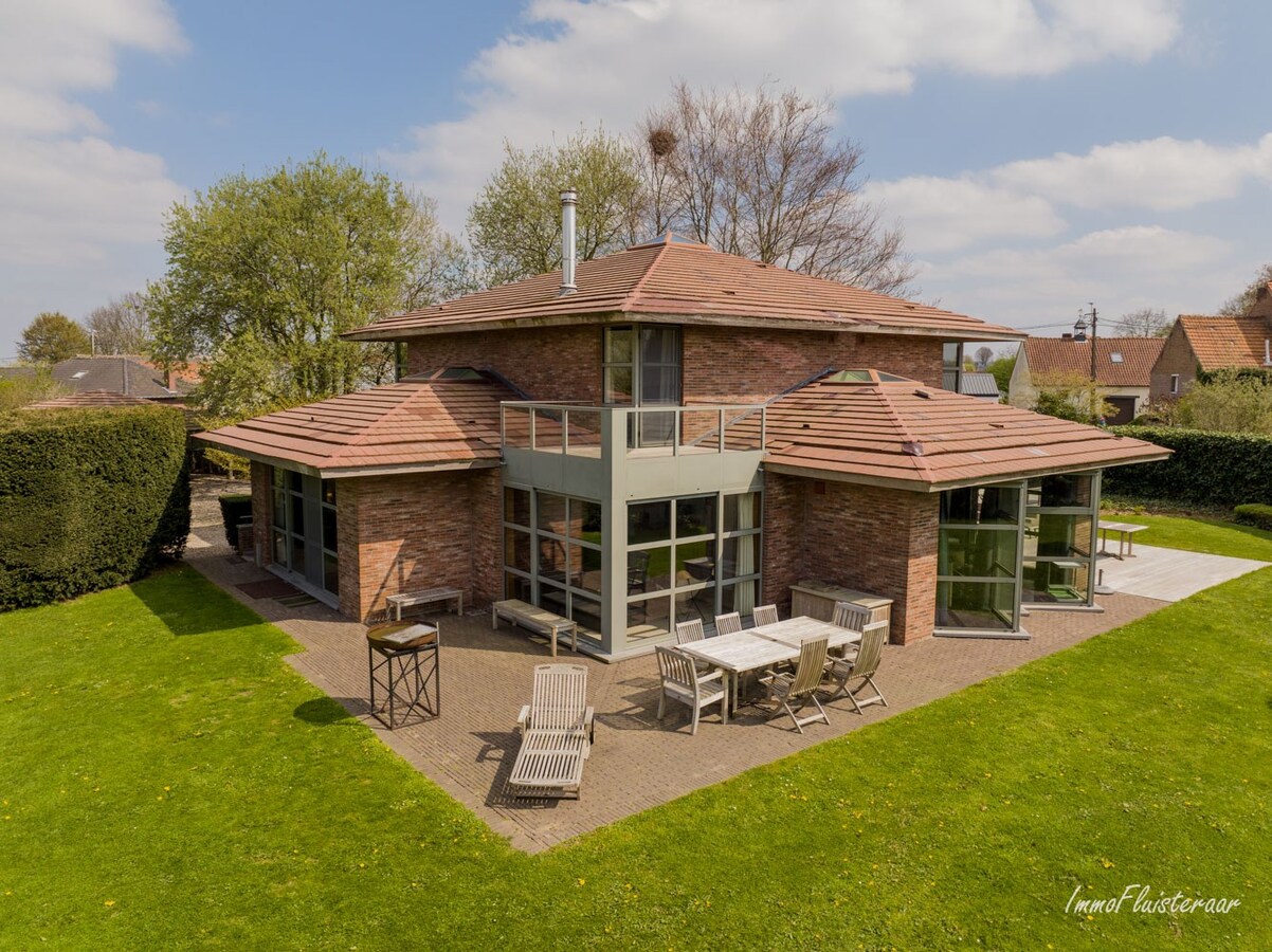 Villa exclusive et économe en énergie avec écuries sur environ 45a à Merchtem (Brussegem; Brabant flamand) 
