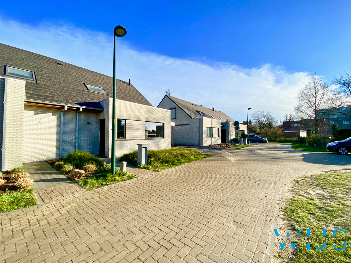 Recent instapklaar woonhuis in het centrum van Assenede ! 