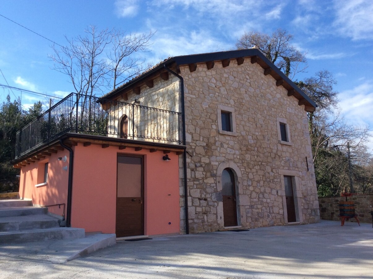 Italië Abbateggio: B &amp; B Masseria Majella en Casa Vacanza Villa Magella 