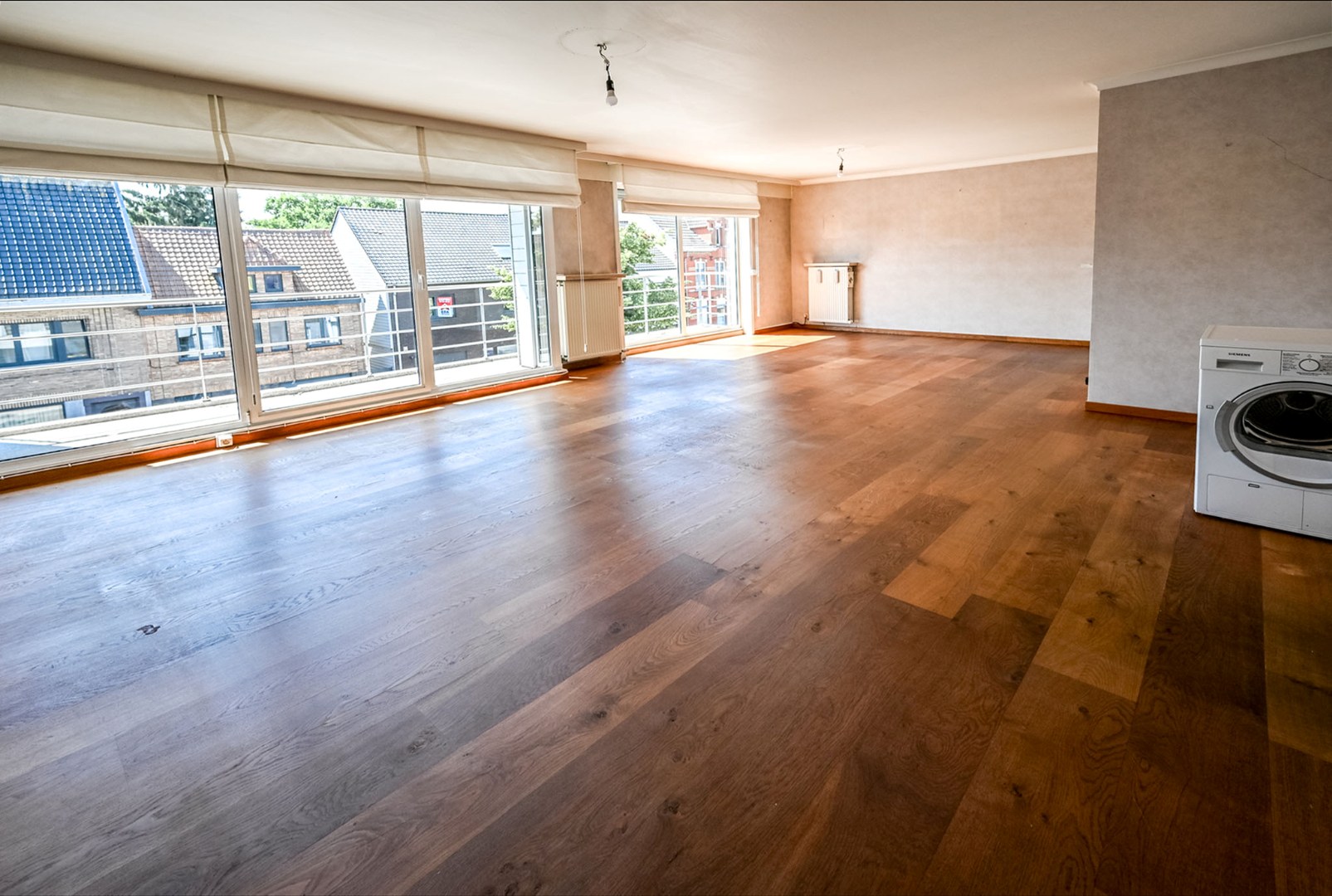 Ruim energiezuinig appartement met 3 slaapkamers te Waarschoot 