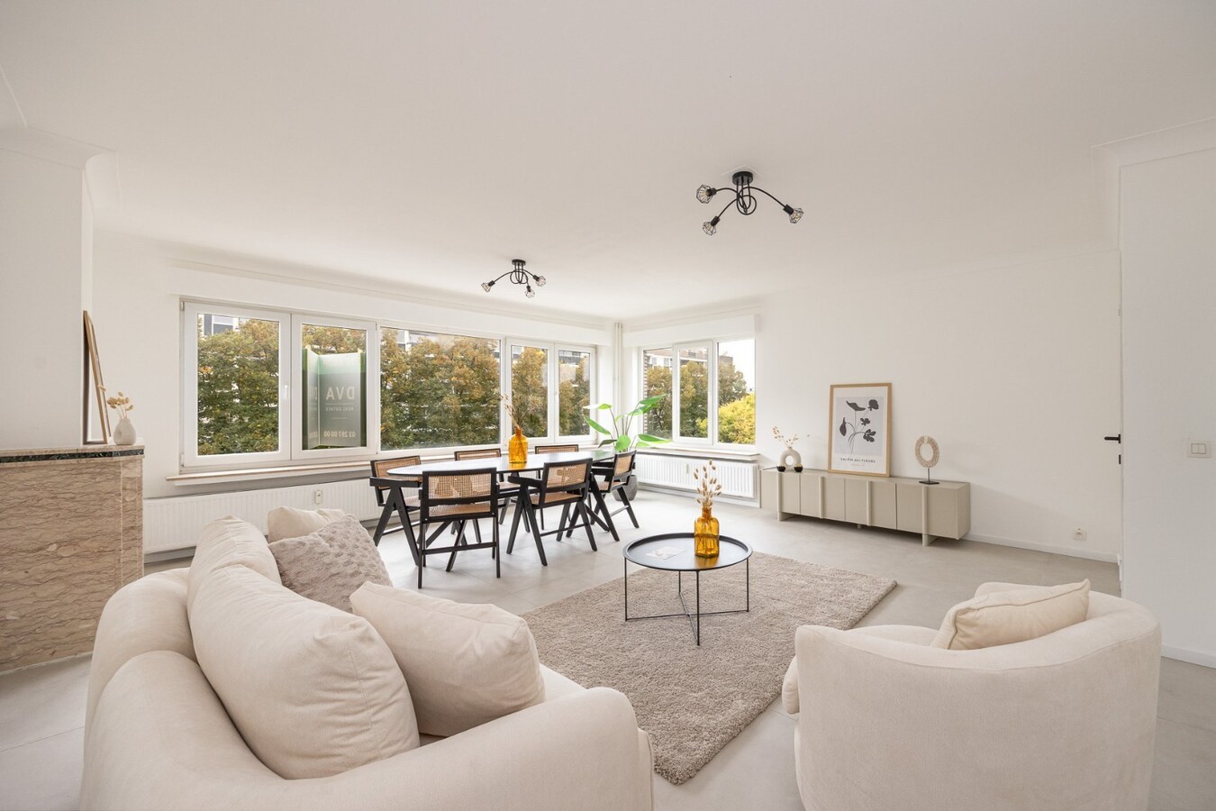 Gerenoveerd appt met 3 slpk te Berchem! 