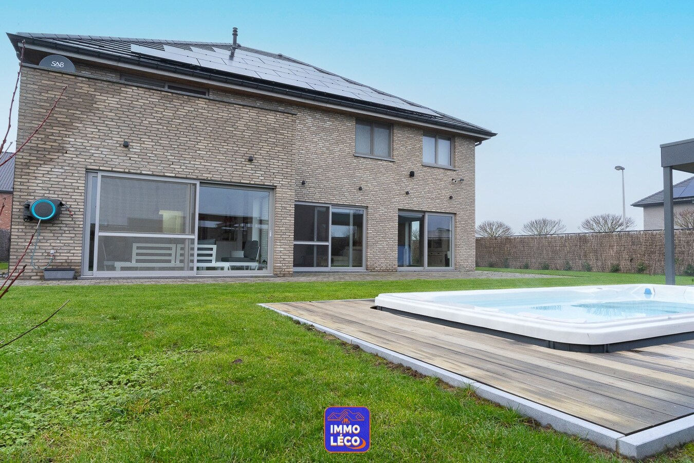 Grande Villa de standing développant une surface habitable de 435m², dans un clos résidentiel prisé ! 