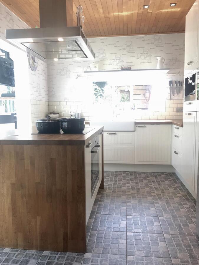 GERENOVEERDE KNUSSE VILLA IN EEN OASE VAN RUST 