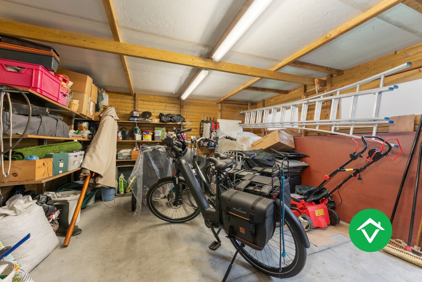 Instapklare woning met 3 slaapkamers en garage te Koekelare 