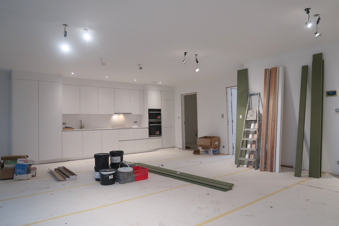 Nieuwbouwappartement in hartje Jabbeke. 