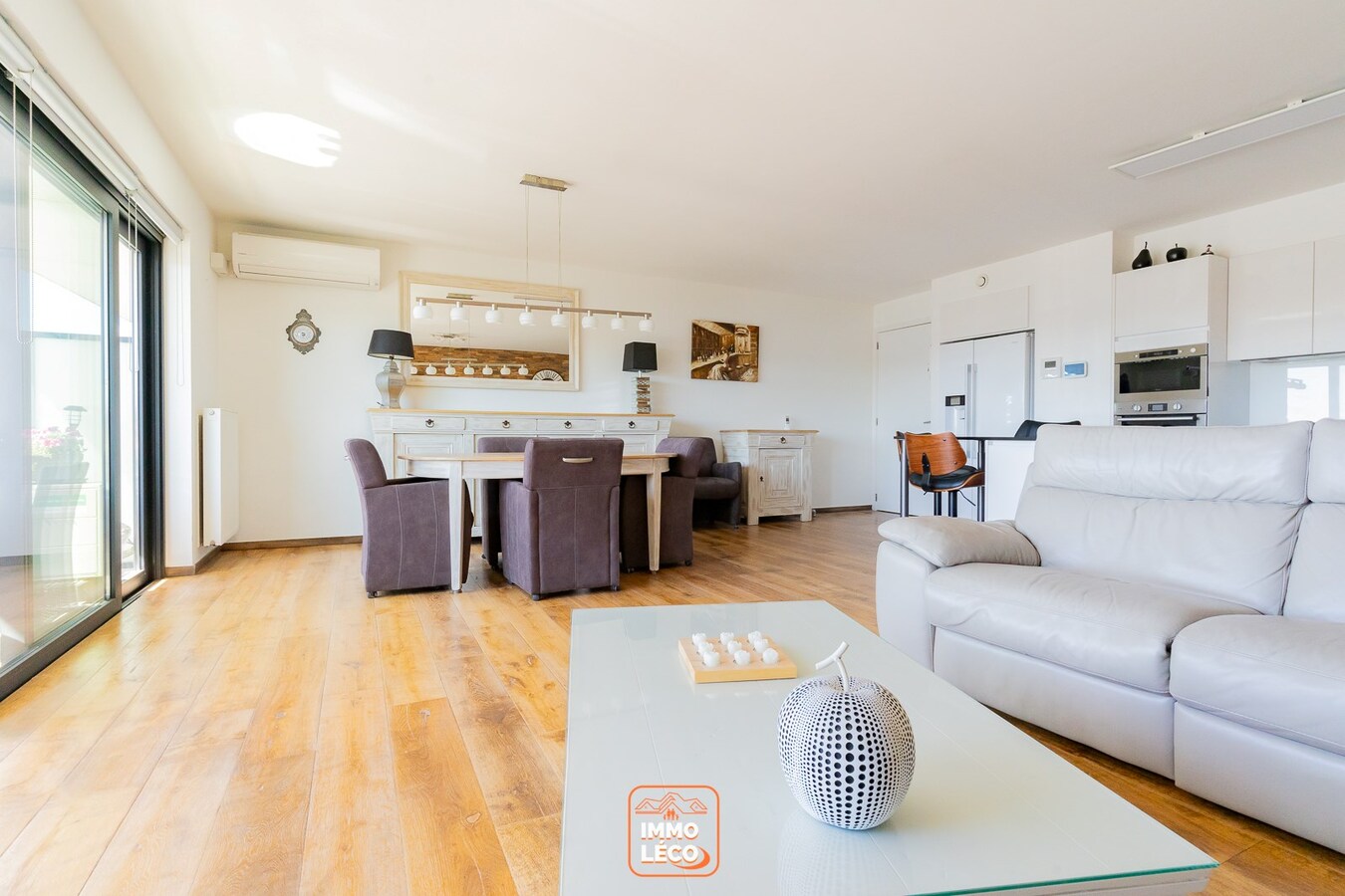 Appartement 2 chambres, résidence "Les Dauphins" 