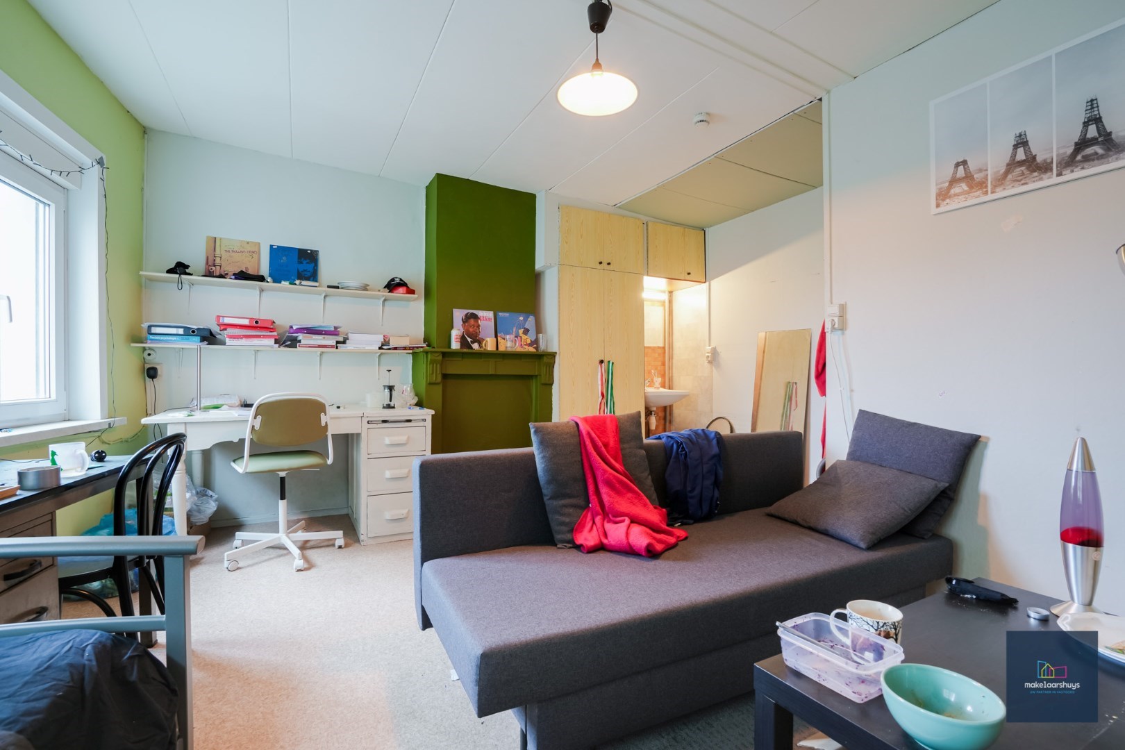 Gunstig gelegen opbrengsteigendom nabij de Coupure 