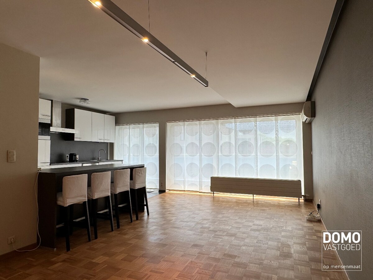 2-slaapkamerappartement met terras, airco en ondergrondse parking in centrum Hasselt. 