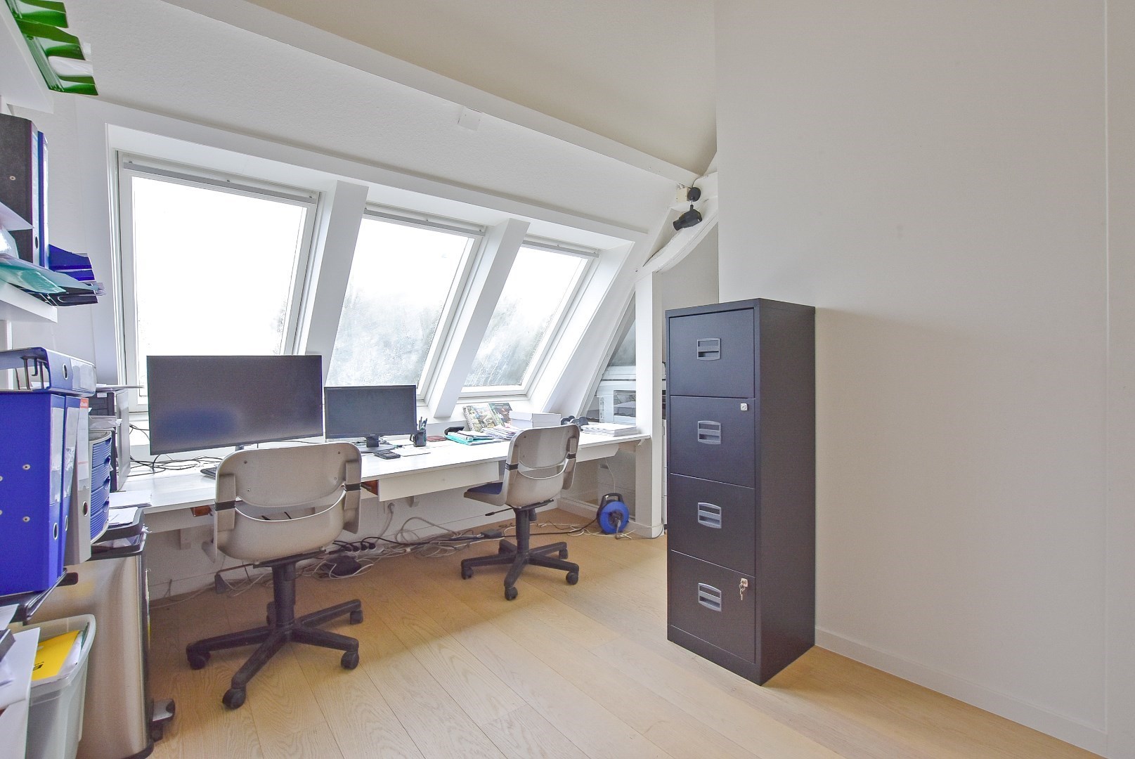 Instapklare woning met loods gelegen in een doodlopende straat 