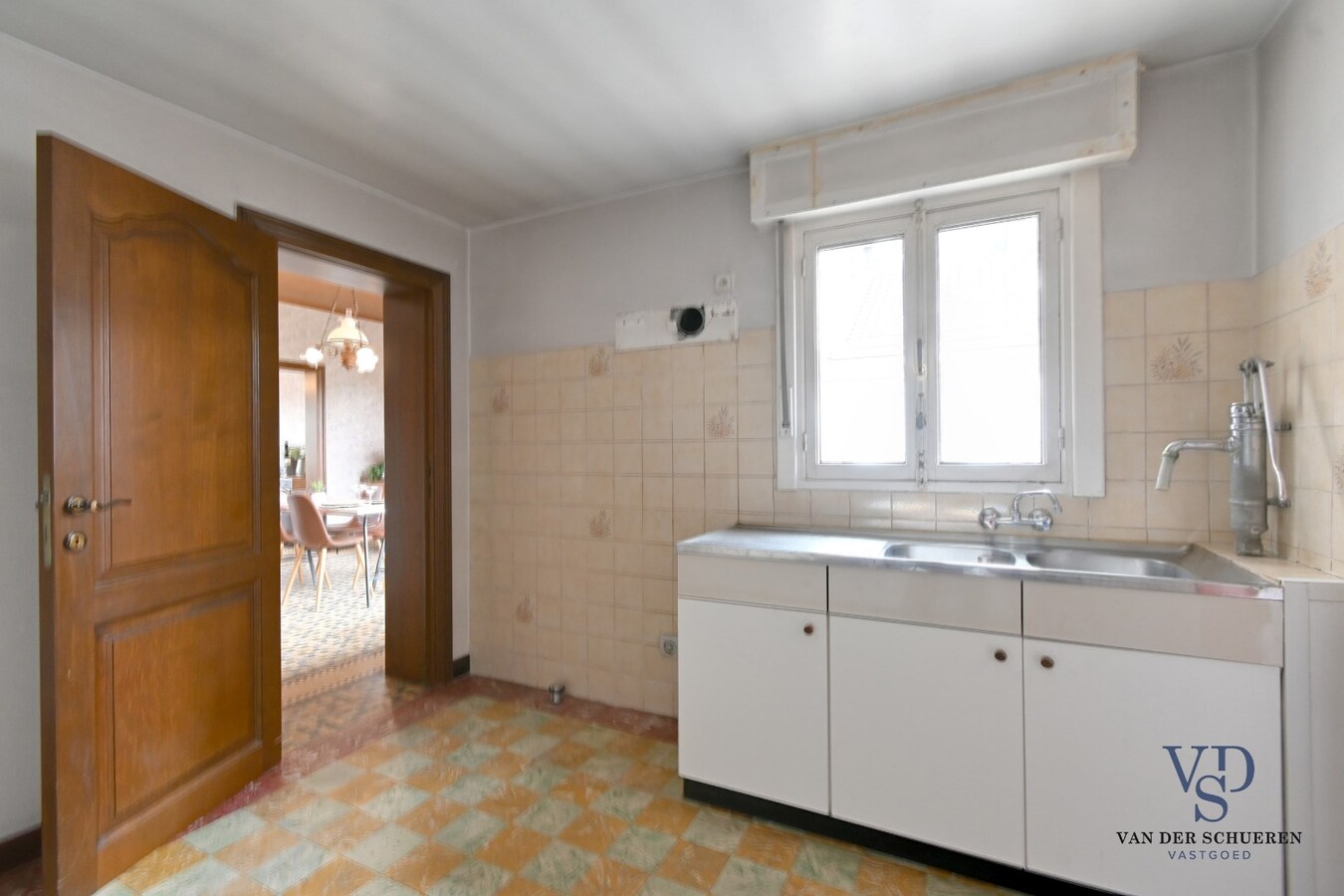 Degelijke gesloten bebouwing 