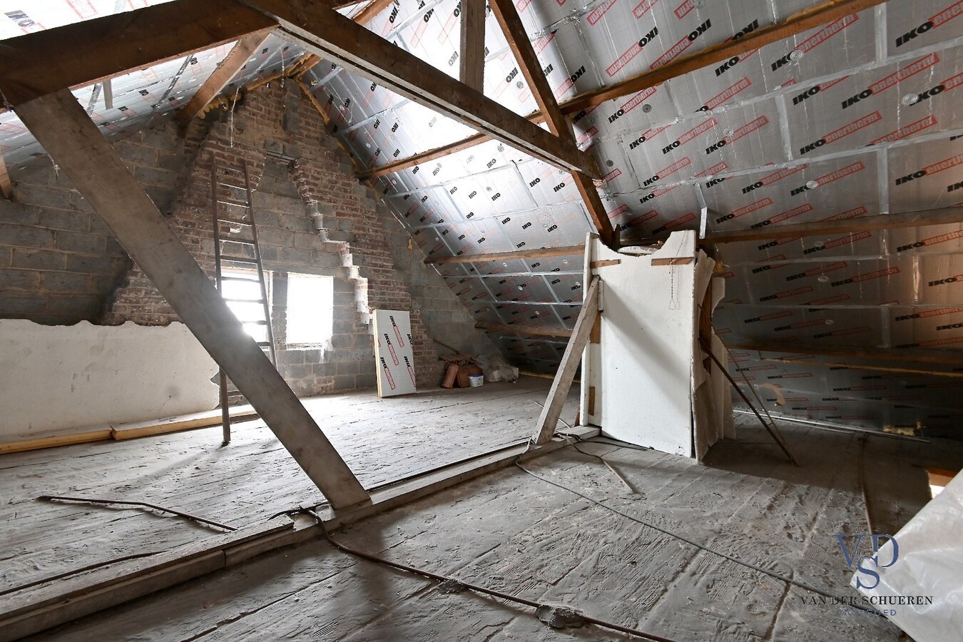 Degelijke Half Open bebouwing 