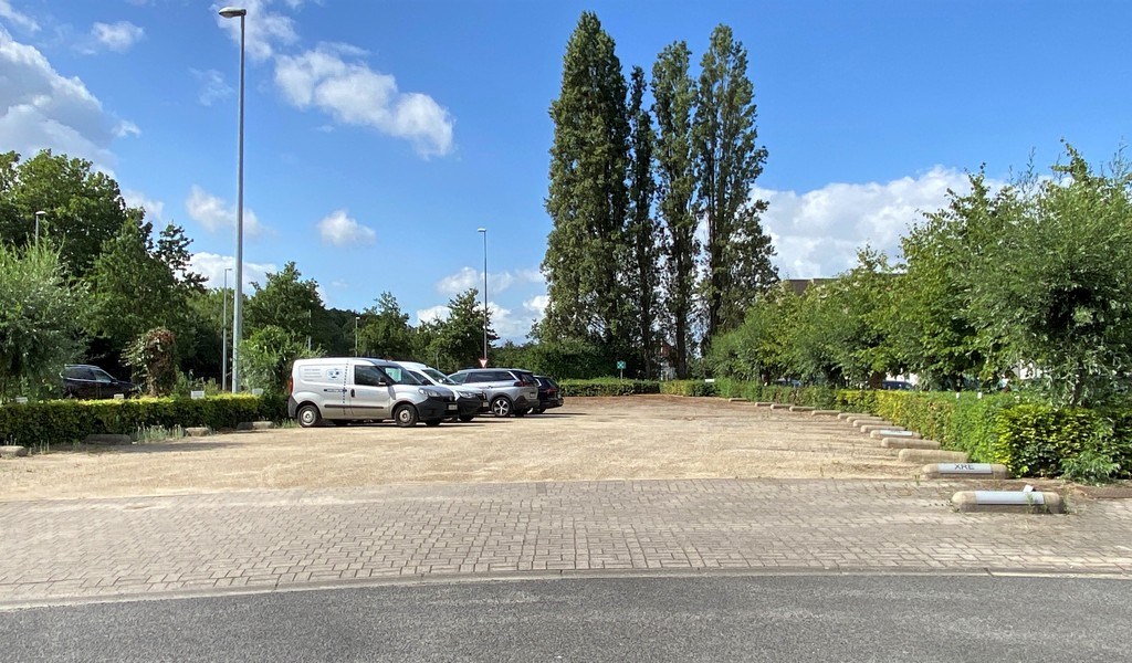 Kantoren te huur aan R4/E40 in Portalis gebouw in Zwijnaarde