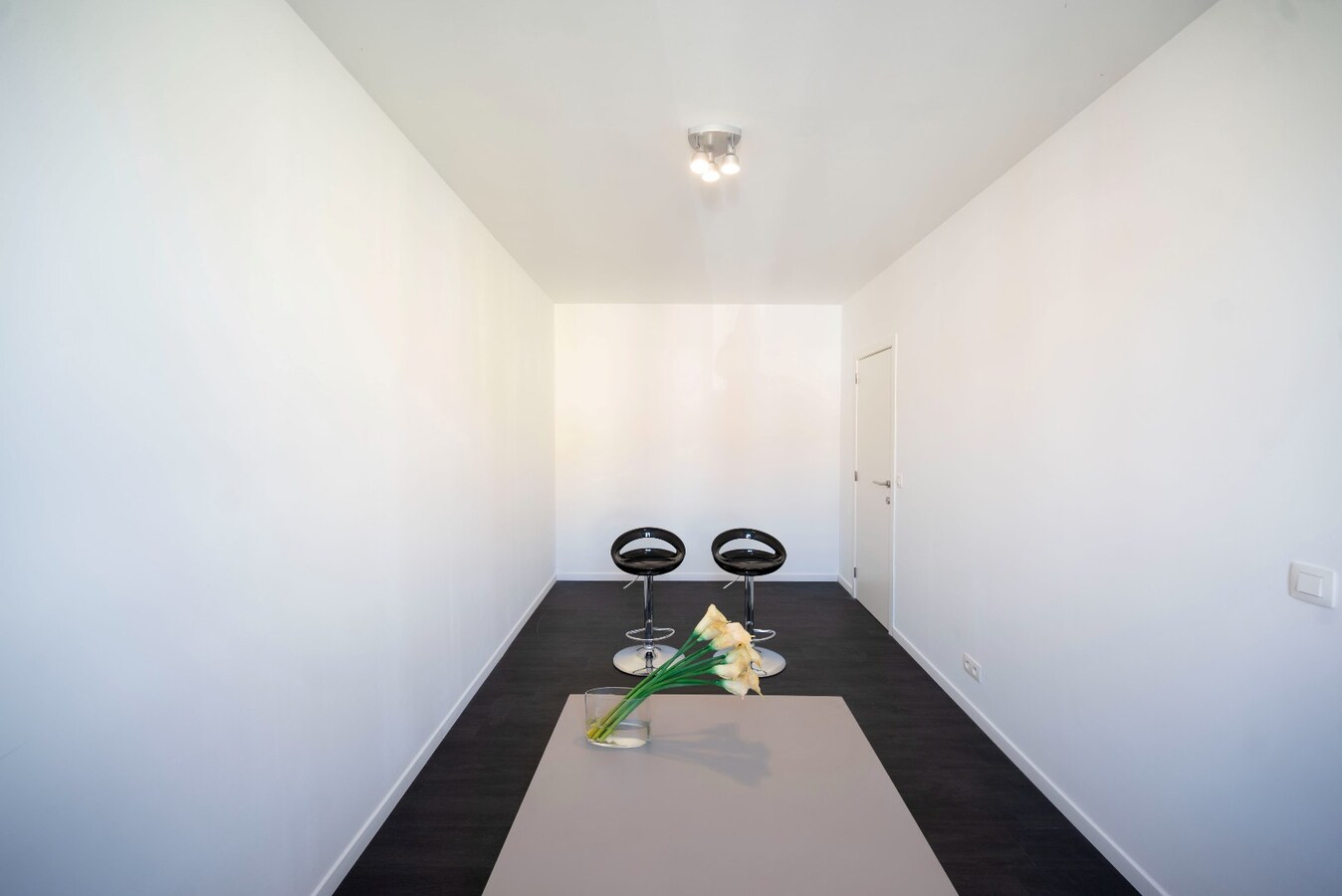 Woning of handelsruimte (combinatie mogelijk) met garage ! 