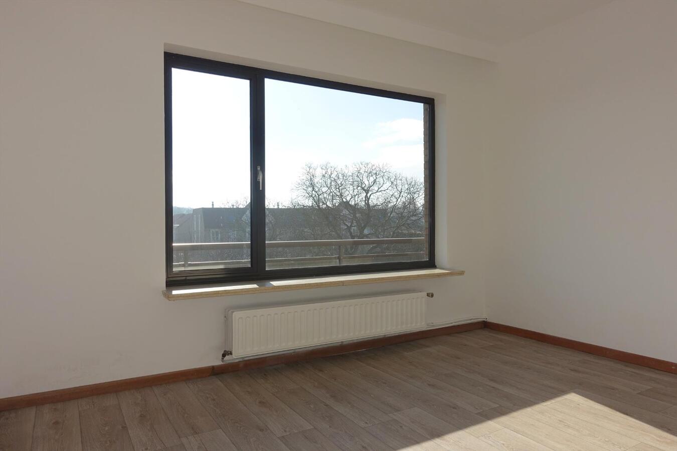 Gezellig instapklaar appartement in centrum Varsenare 