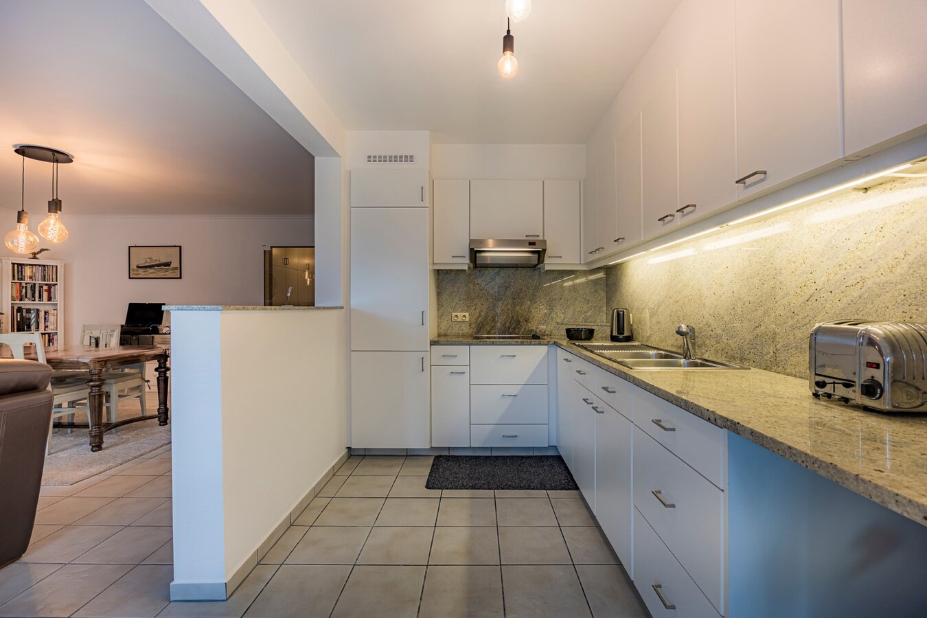 Zeer ruim appartement op topligging te Heist 