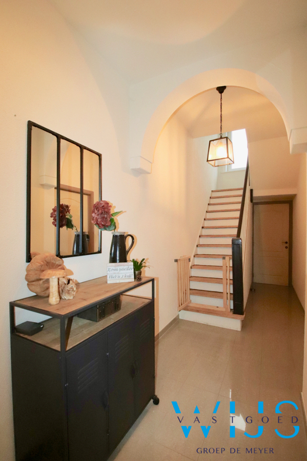 Gezellige gezinswoning op TOPlocatie in Eeklo ! 