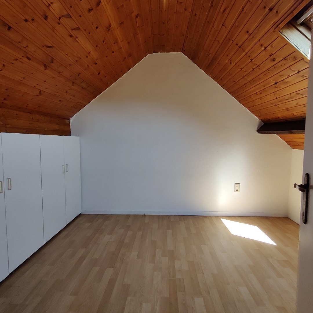 Recent opgefrist appartement met 2 slaapkamers te Geel 