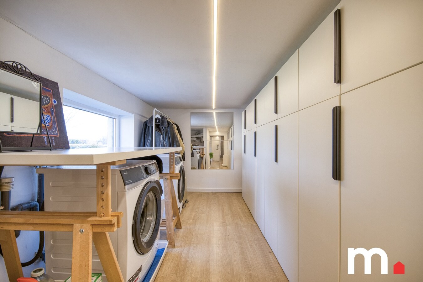 Top gerenoveerde halfopen woonst met ruime tuin te Waregem ! 