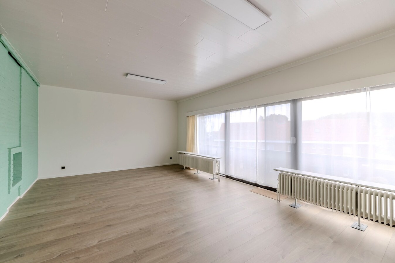 Instapklaar appartement met 2 slpks 