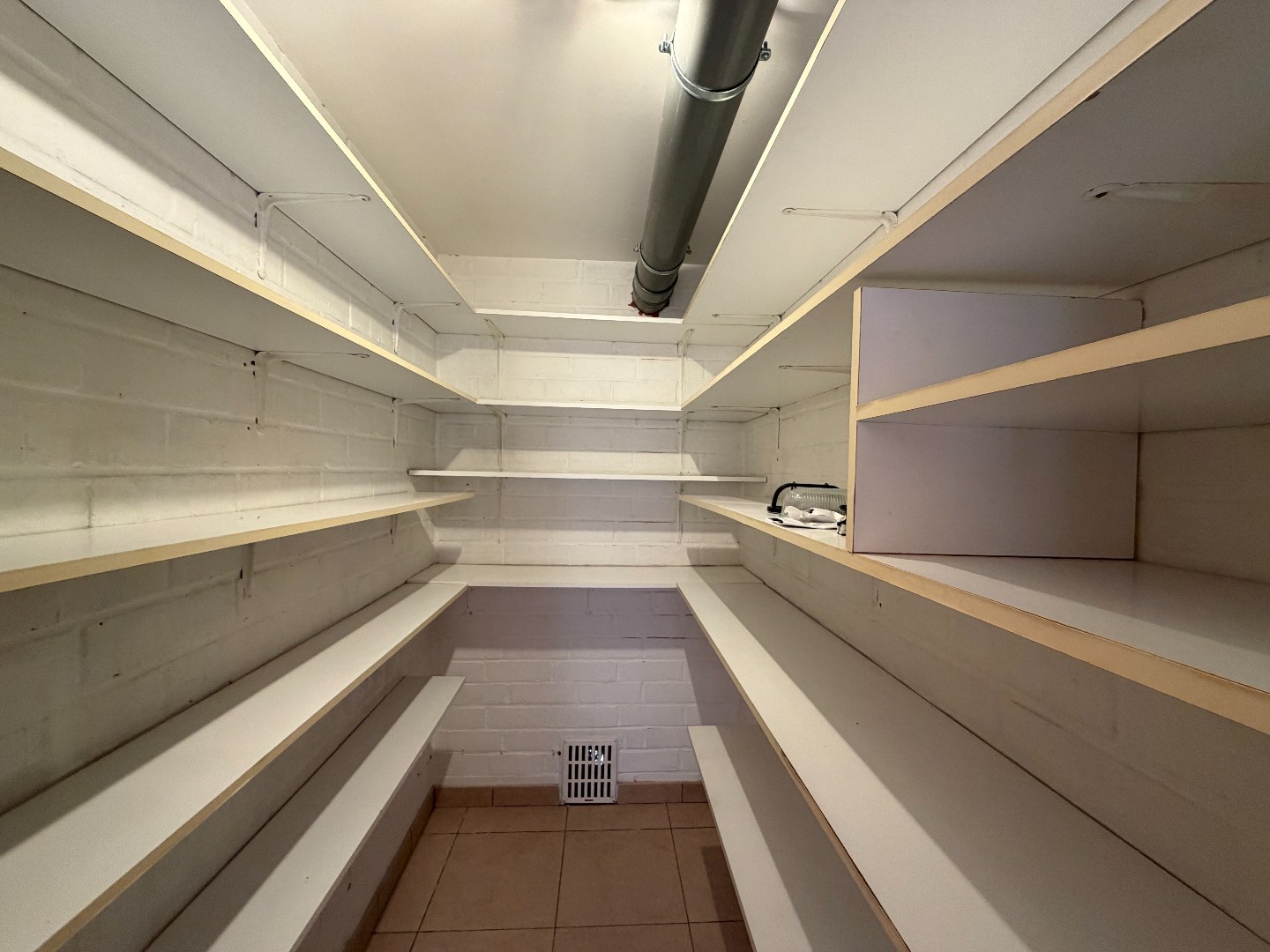 Ruime alleenstaande woning te huur met 3 slaapkamers, garage en tuin – Olmenlaan 99, Zulte 