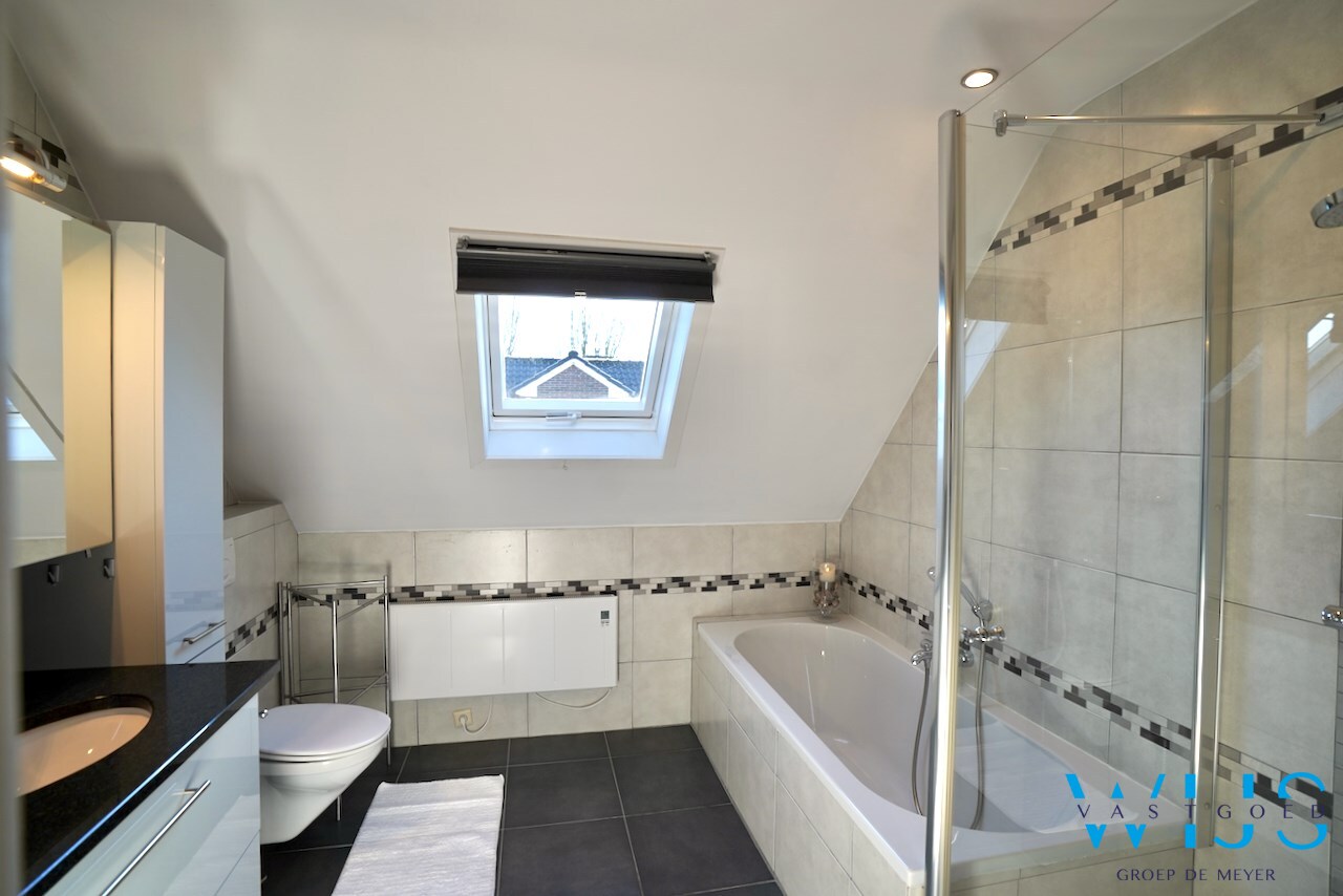 Prachtig woonhuis op schitterend perceel te DRONGEN ! 