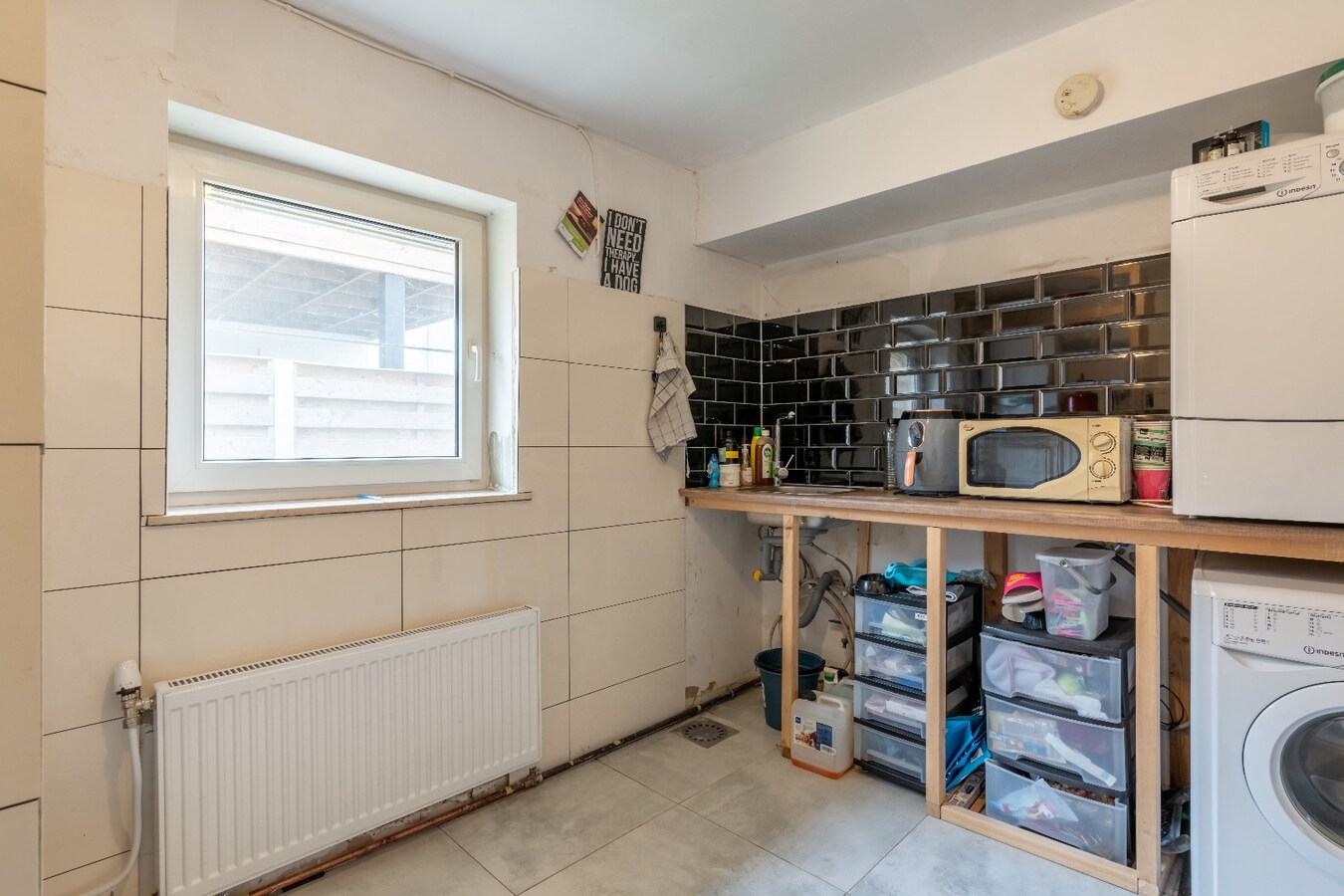 Ruime gerenoveerde woning met tuin en 3 slaapkamers in Dilsen-Stokkem. 