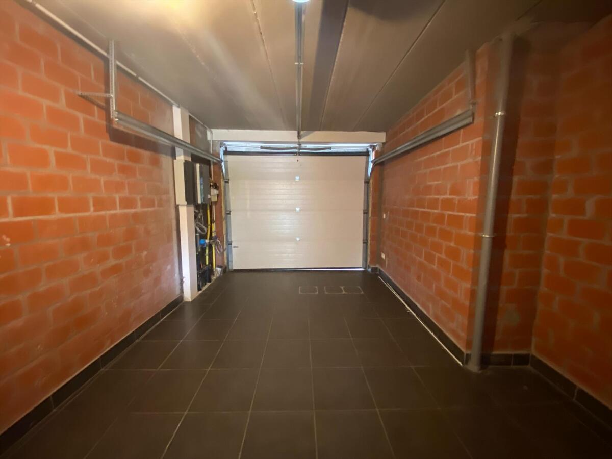 Rustig gelegen nieuwbouwwoning met garage 