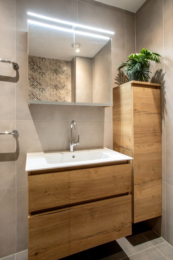 Moderne en royale tussenwoning – instapklaar en energiezuinig! 