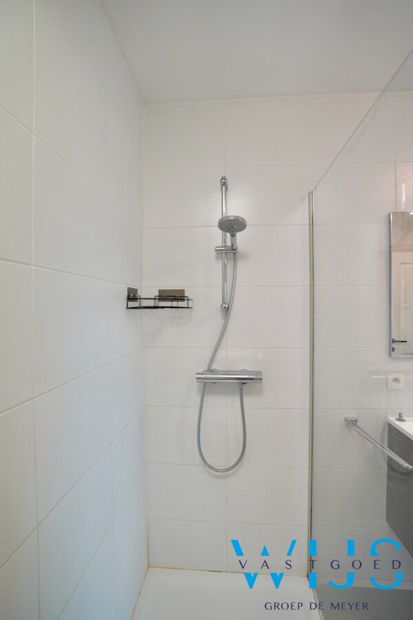 Prachtig appartement in het rustige landelijke OOSTEEKLO ! 