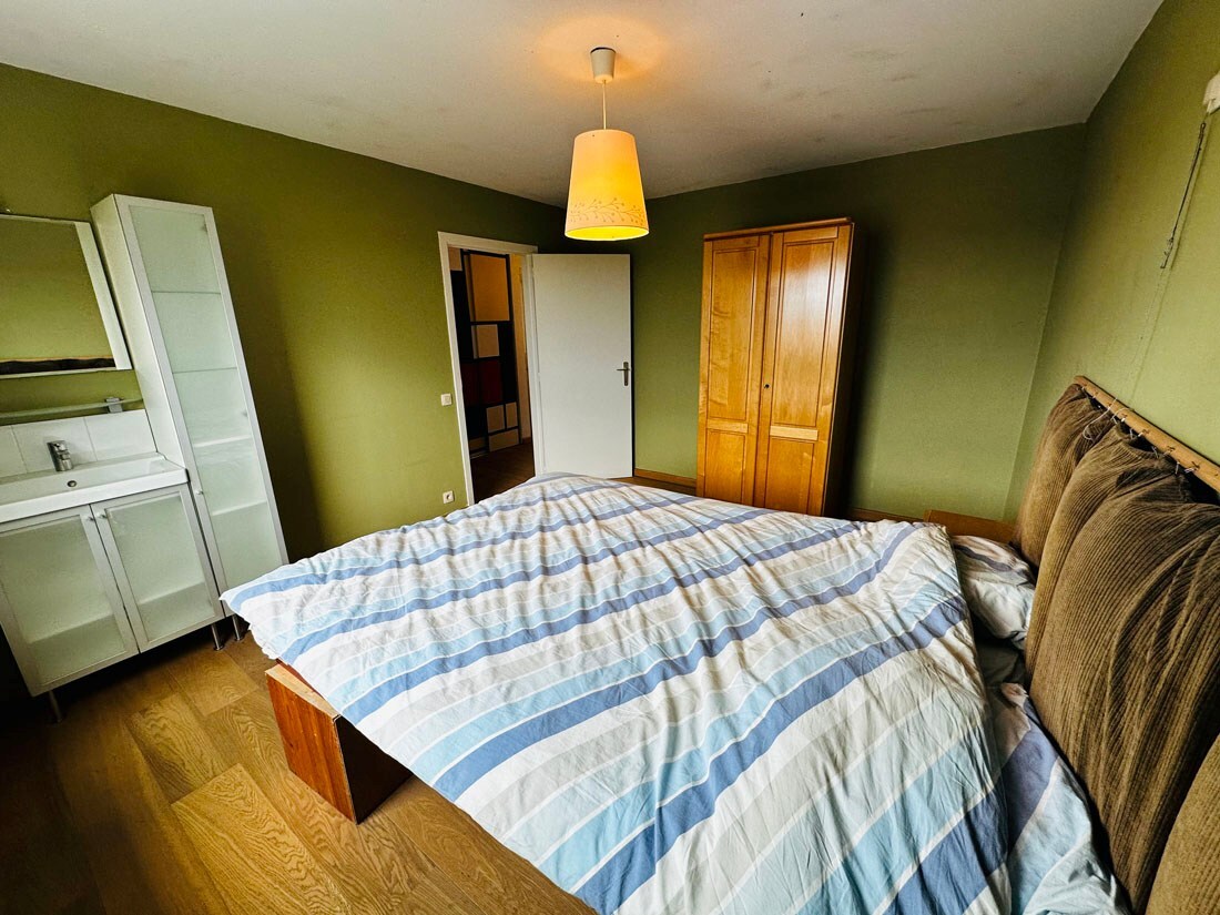 Authentiek 3 SLAAPKAMERappartement net buiten de Kleine Ring van Hasselt 