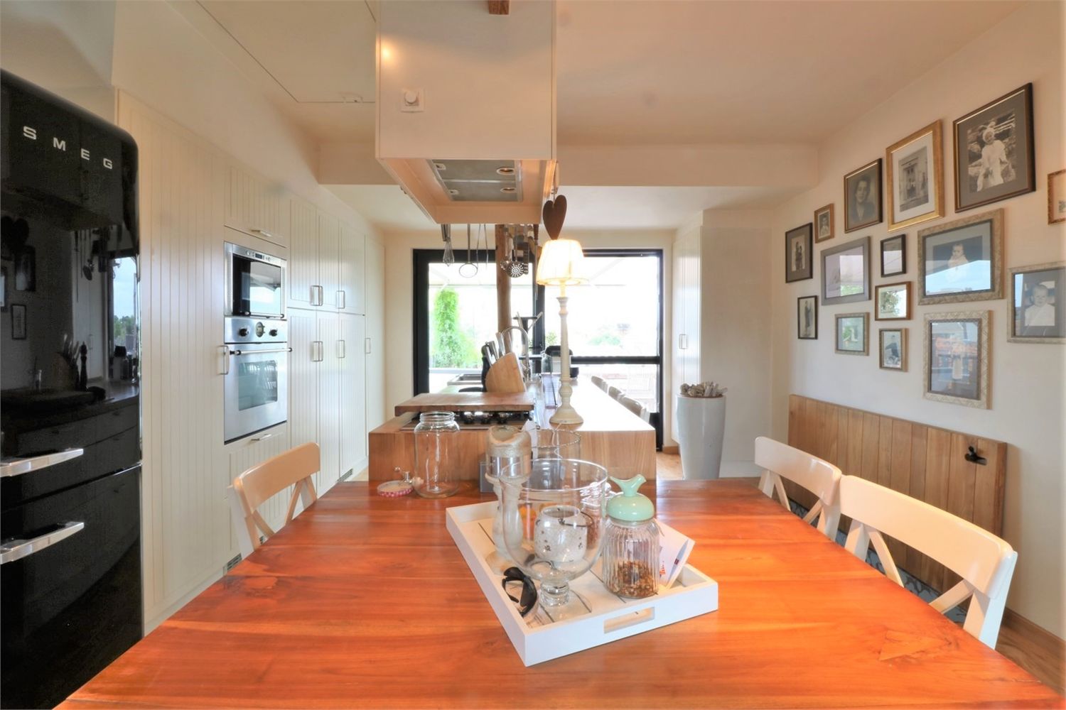 Prachtig handelspand met woonst in hartje Sint-Niklaas 