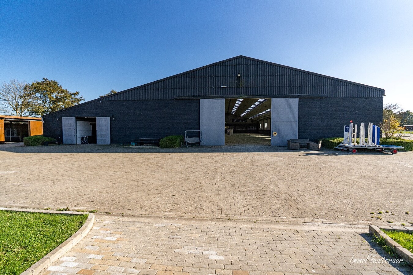 Volledig uitgeruste paardenaccommodatie op ca. 4,2 ha nabij Herentals 