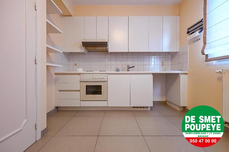 Zonnig hoekappartement nabij het station. 