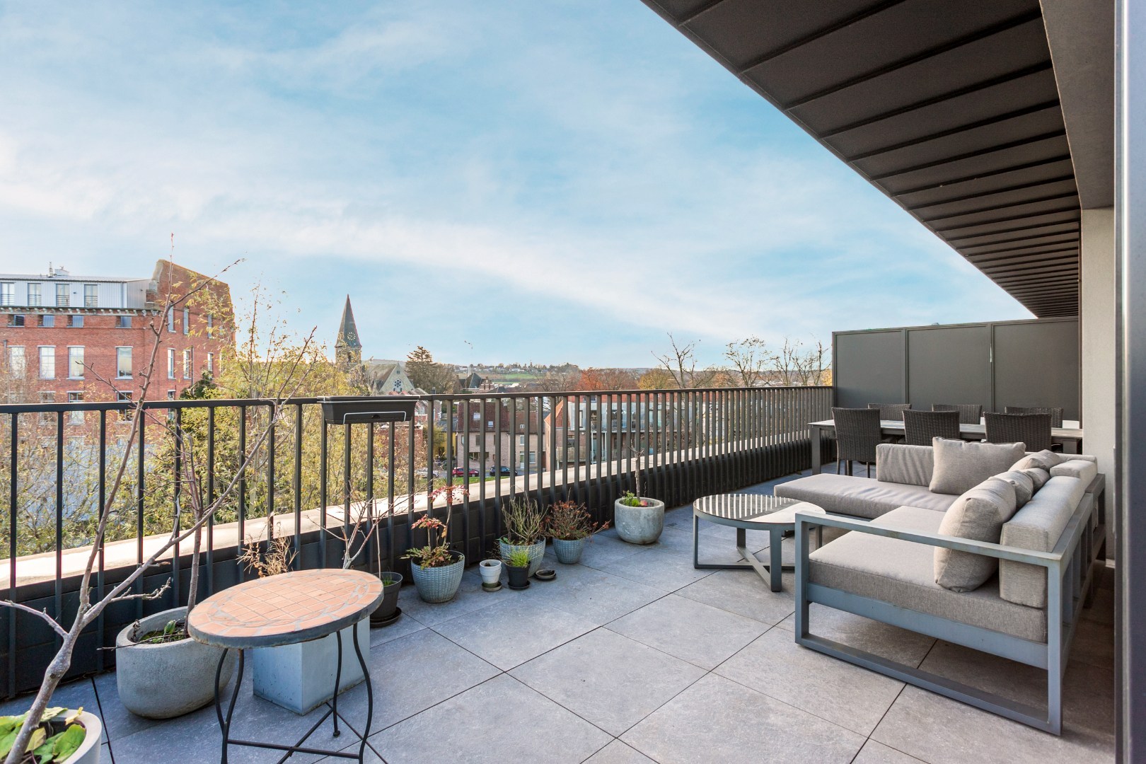 Penthouse duplexapp. (135m²) met 3 slpks, terras en autosplaats 