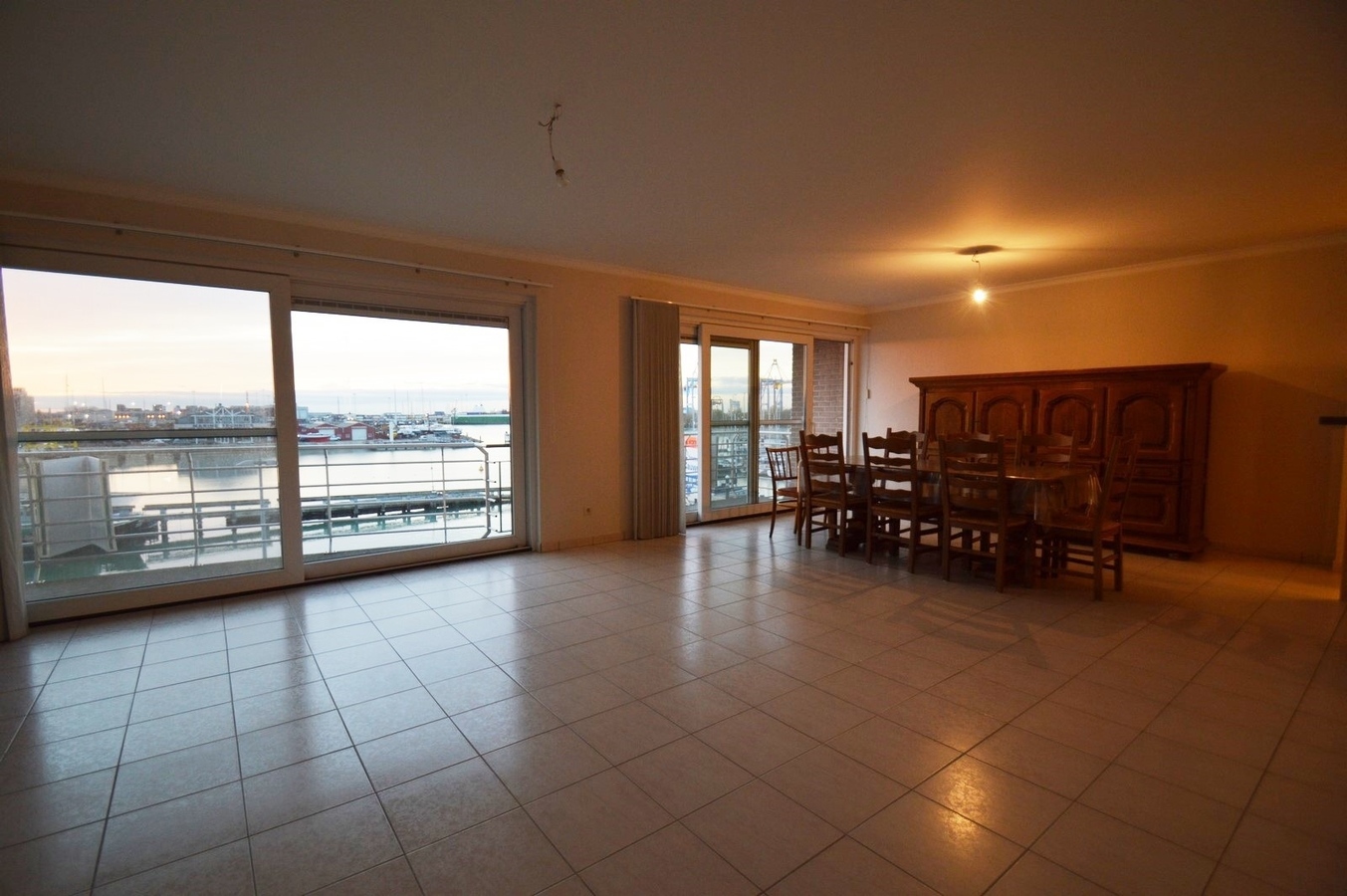 Woonappartement (120m²) met zongericht terras en superieur zicht - Zeebrugge 