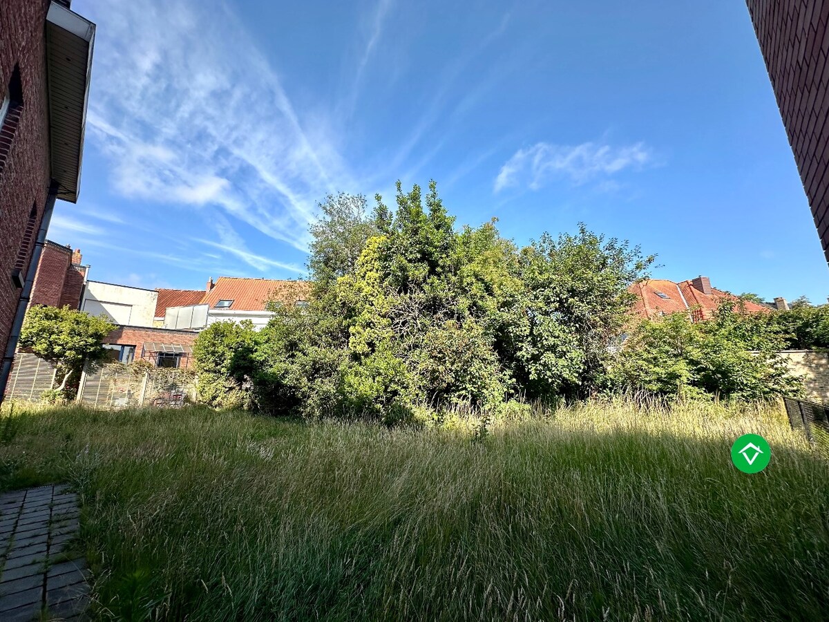 Charmante gezinswoning met karakter op topligging in Nieuwpoort 