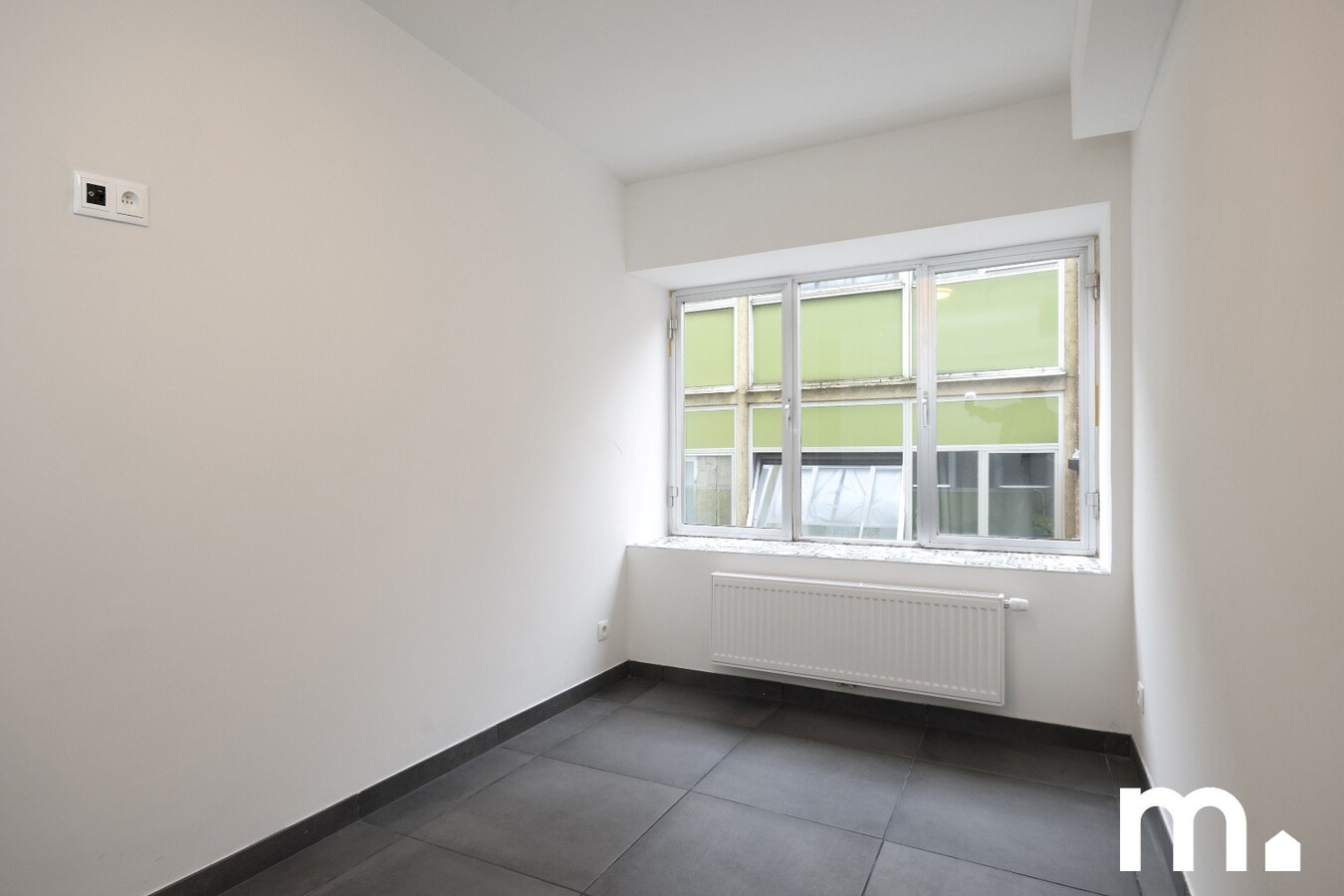 Ruim Instapklaar appartement met 3 slaapkamers ! 