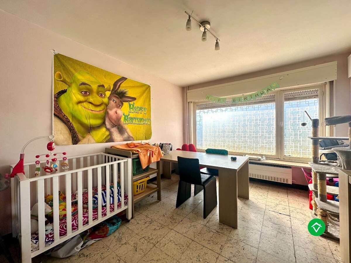 Ruime gezinswoning op perceel van 1126 m²  - tal van mogelijkheden! 