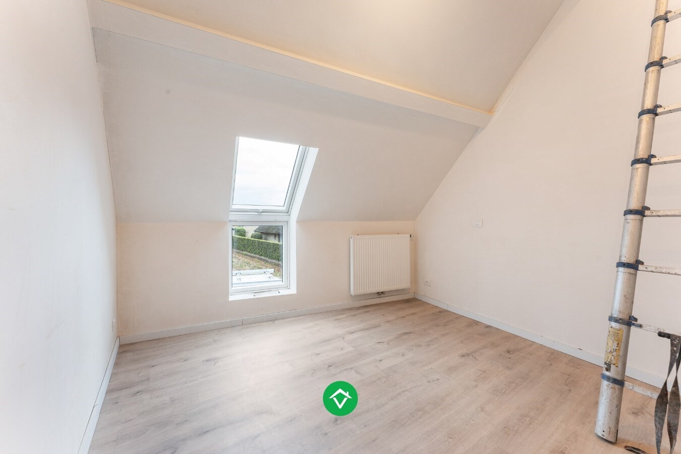 Woning met 3 slaapkamers en inpandige garage te Koekelare 