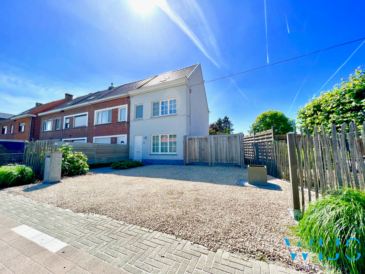 Super gezellig woonhuis te Sleidinge ! 